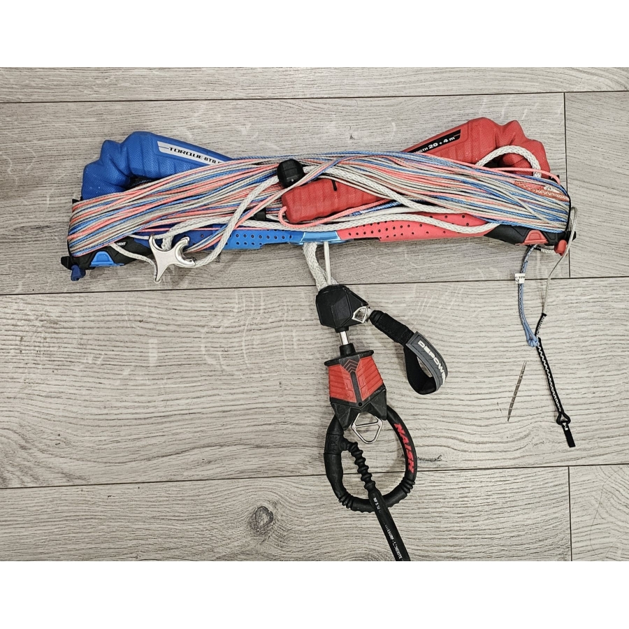 Used Naish Pivot 8m 2023